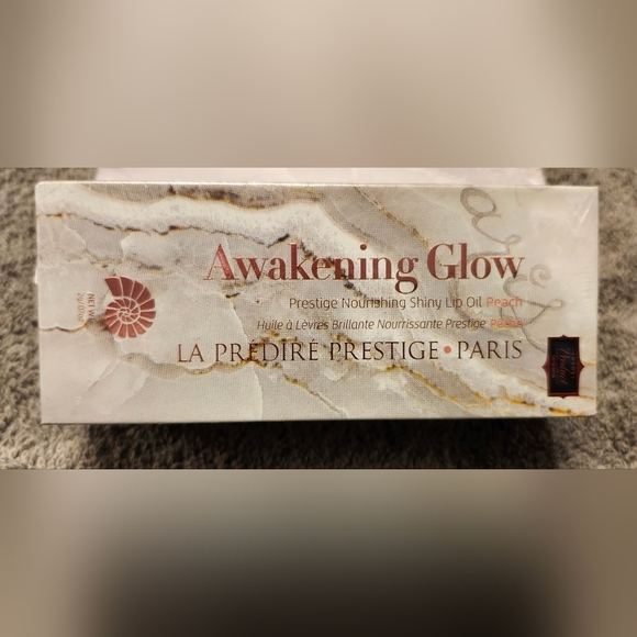 NIB-Awakening Glow LA Predire Prestige Nourishing Peach Shiny Lip Oil - Picture 4 of 6